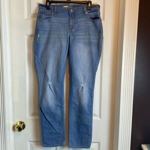 Old Navy Sweetheart Distressed Jeans Mid Rise Straight Sz 8